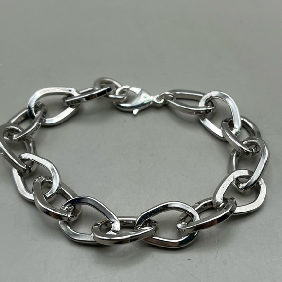 Jewelry - Chunky Silver Chain Link Bracelet Luxury Statement Accessory-Gift Idea
